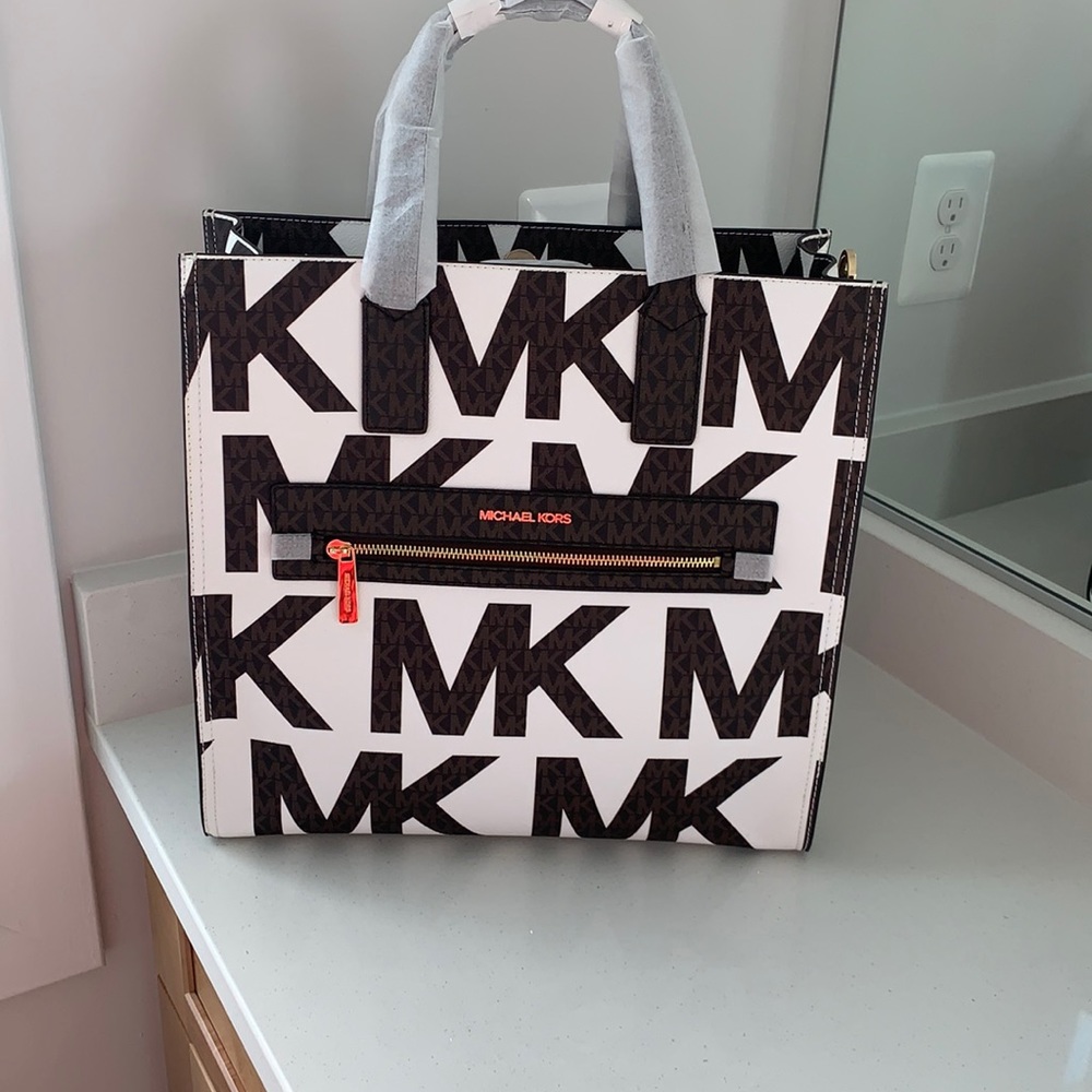 Authentic Micheal Kors bag